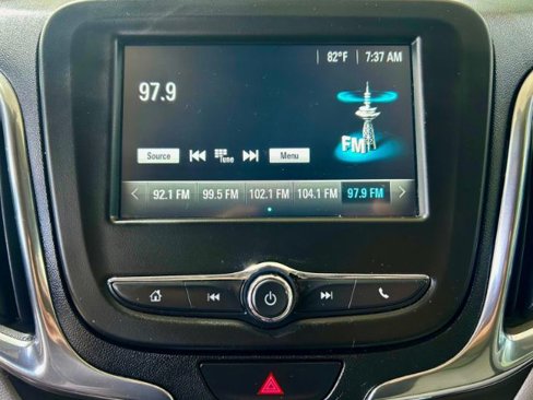 Used 2018 Chevrolet Equinox LS image 13