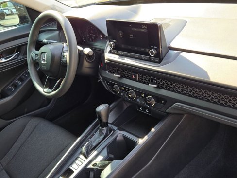 Used 2024 Honda Accord EX image 8