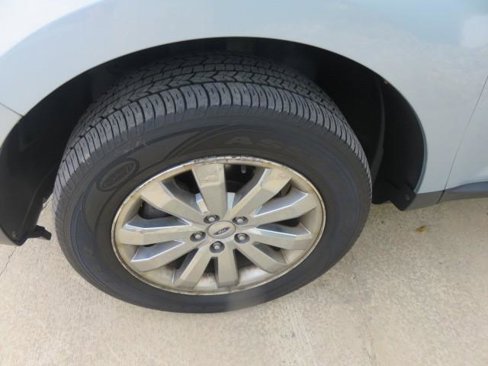 Used 2008 Ford Edge Limited image 25