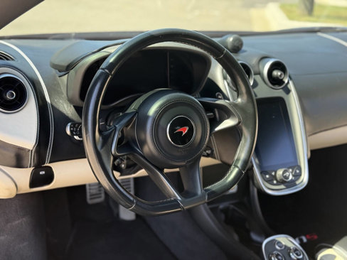 Used 2016 McLaren 570S Coupe image 20