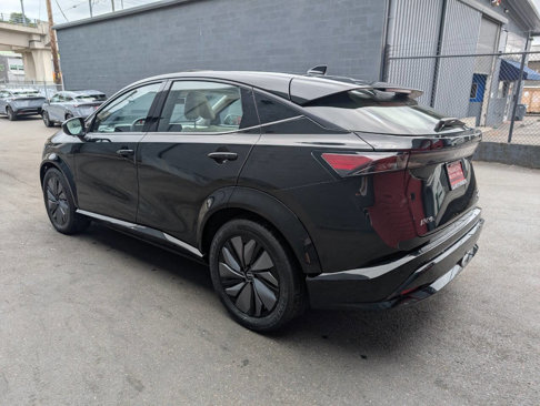 Used 2023 Nissan Ariya AWD image 5