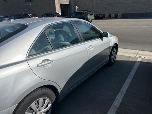 Used 2010 Toyota Camry LE image 11