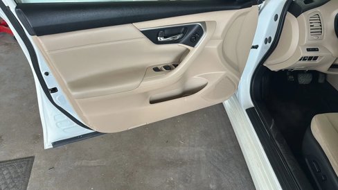 Used 2015 Nissan Altima 2.5 S image 2