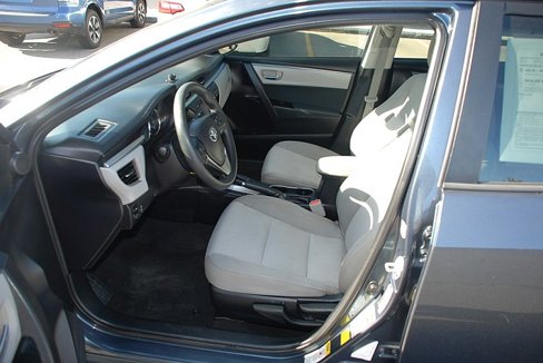 Used 2015 Toyota Corolla LE image 10