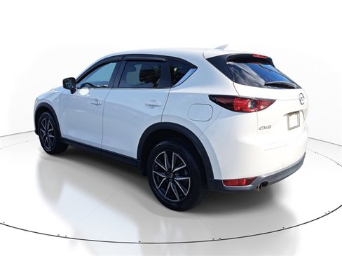 Used 2018 MAZDA CX-5 Touring w/ Preferred Equipment Package image 4