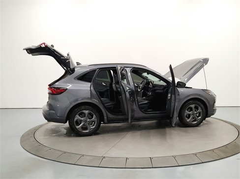 Used 2023 Ford Escape ST-Line image 16