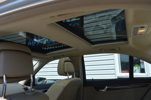 Used 2011 Mercedes-Benz C 300 4MATIC Sedan image 38