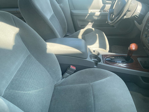 Used 2006 Ford Taurus SEL image 4