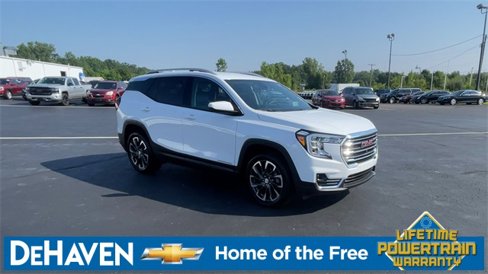 Certified 2023 GMC Terrain SLT w/ Infotainment Package II image 2
