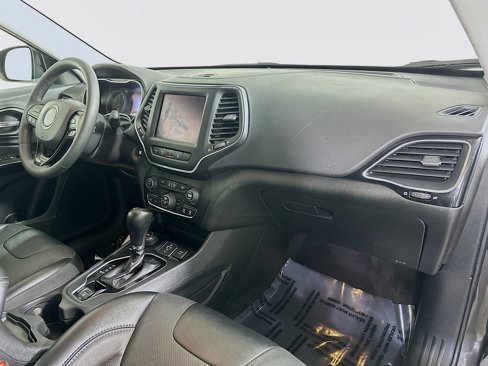 Used 2023 Jeep Cherokee Altitude Lux image 27