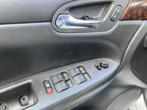 Used 2014 Chevrolet Impala LTZ image 10