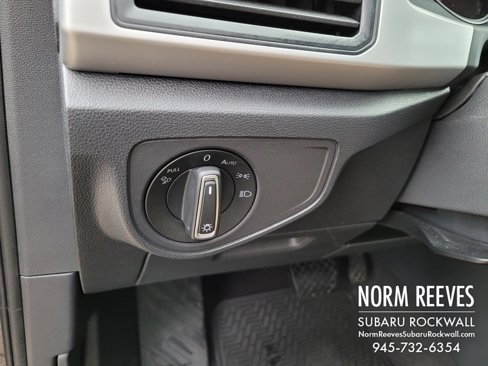Used 2021 Volkswagen Atlas Cross Sport SE image 29