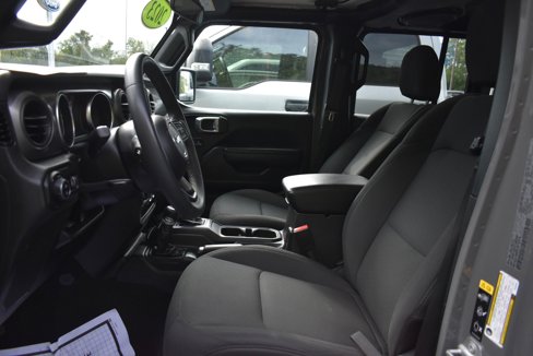 Used 2023 Jeep Gladiator Sport image 12