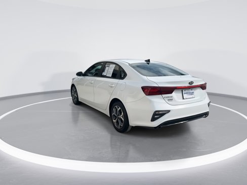 Used 2021 Kia Forte LXS image 7