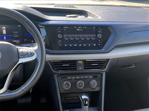 Used 2022 Volkswagen Taos SE w/ IQ.Drive SE Package image 6
