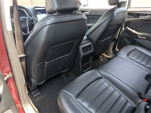 Used 2024 Ford Edge SEL image 17