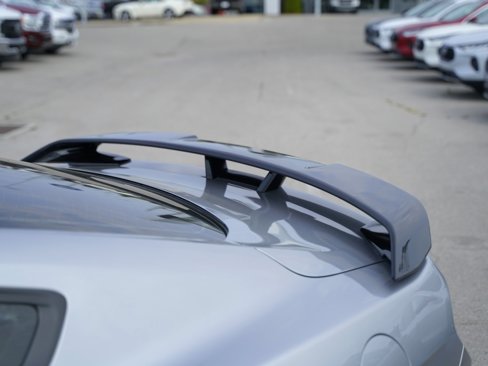 Used 2020 Ford Mustang Premium image 5