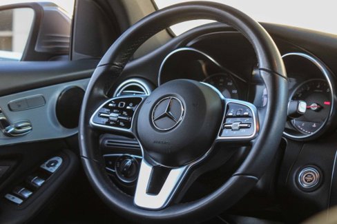 Used 2021 Mercedes-Benz GLC 300 4MATIC image 17