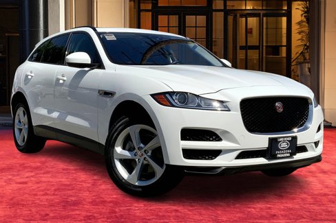 Used 2018 Jaguar F-PACE Premium image 2