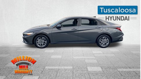 Used 2024 Hyundai Elantra SEL image 5