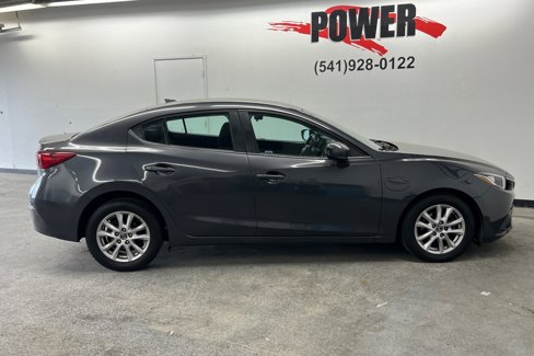 Used 2016 MAZDA MAZDA3 i Touring w/ Popular Equipment Package image 2