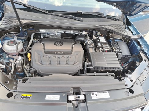 Certified 2020 Volkswagen Tiguan SE image 28