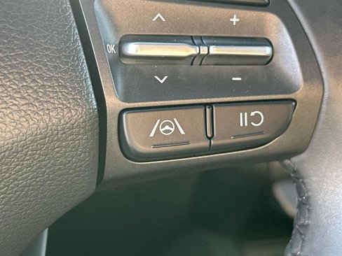 Used 2022 Hyundai Kona SEL w/ Convenience Package image 20