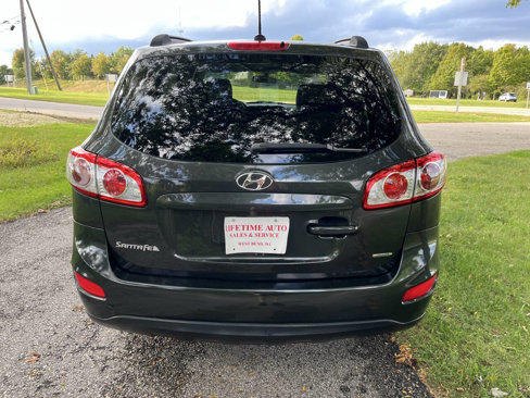Used 2012 Hyundai Santa Fe GLS image 4