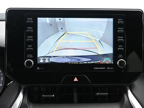 Certified 2022 Toyota Venza XLE image 12