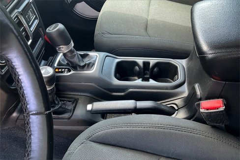 Used 2021 Jeep Gladiator Willys image 18