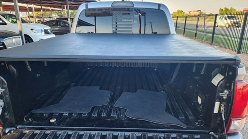 Used 2019 Toyota Tacoma TRD Sport image 19