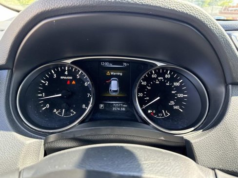 Used 2016 Nissan Rogue S image 27