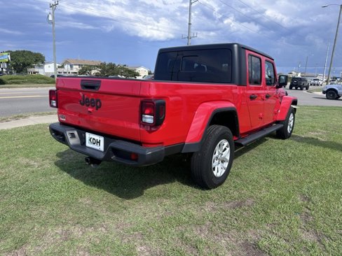 Certified 2023 Jeep Gladiator Sport image 7