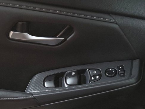 Certified 2023 Nissan Sentra SV image 27