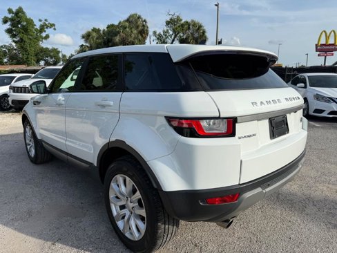 Used 2016 Land Rover Range Rover Evoque SE image 7