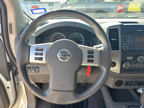 Used 2019 Nissan Frontier SL image 24