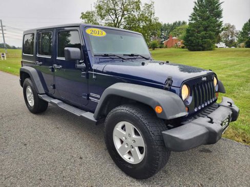 Used 2013 Jeep Wrangler Unlimited Sport image 4
