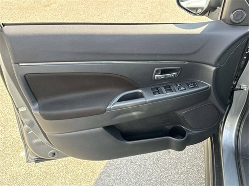 Used 2021 Mitsubishi Outlander Sport ES image 25