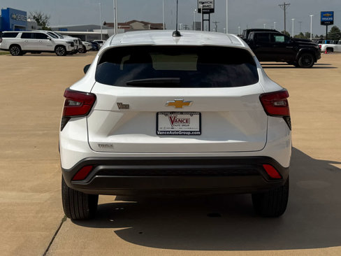 Used 2024 Chevrolet Trax LS image 5