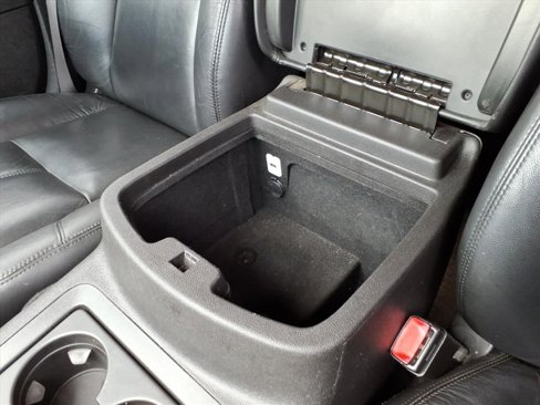 Used 2013 Chevrolet Suburban LT image 25
