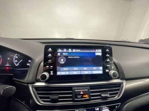 Used 2021 Honda Accord Sport Special Edition image 13