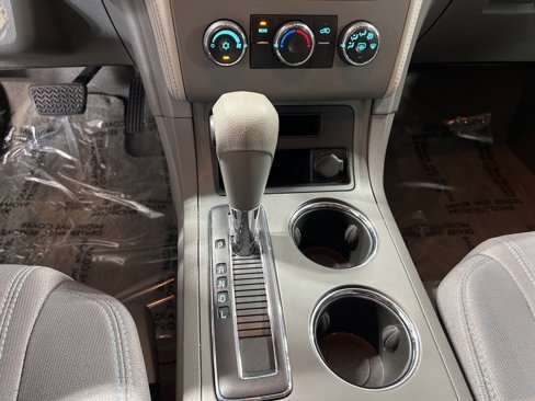 Used 2014 Chevrolet Traverse LS image 30