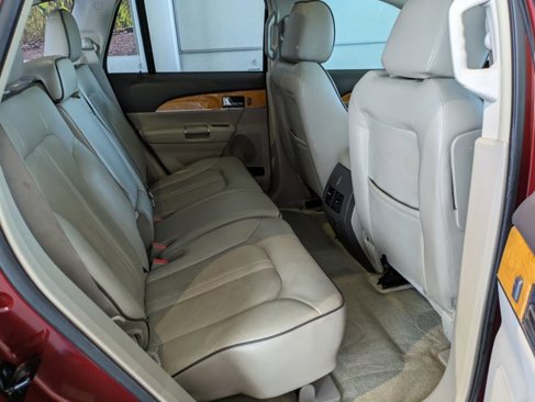 Used 2014 Lincoln MKX FWD w/ Equipment Group 102A image 21