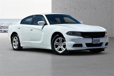Used 2019 Dodge Charger SXT image 1