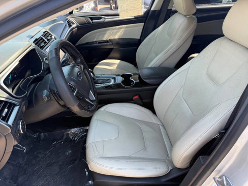 Used 2016 Ford Fusion Titanium image 12