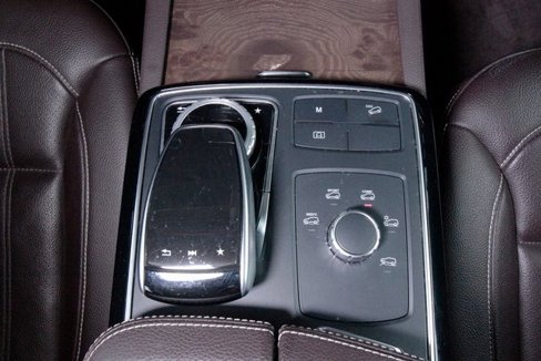 Used 2017 Mercedes-Benz GLE 350 4MATIC image 24