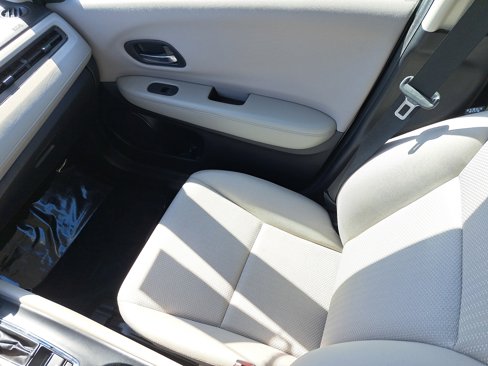 Used 2016 Honda HR-V LX image 12