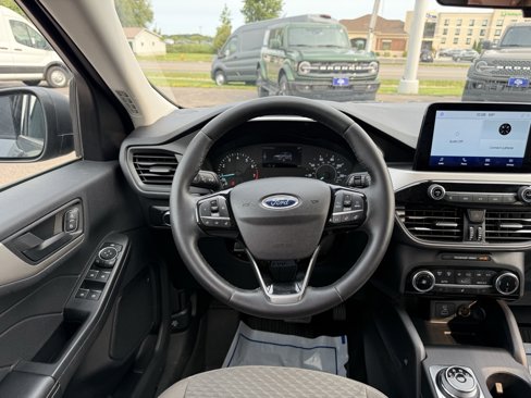 Certified 2022 Ford Escape SE w/ Cold Weather Package image 21