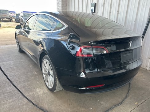 Used 2019 Tesla Model 3 Standard Range Plus image 2