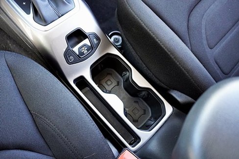 Certified 2022 Jeep Renegade Latitude image 32